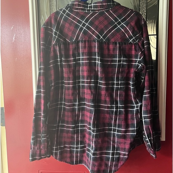 FLANNEL Shirt - Picture 2 of 5
